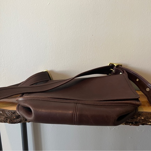 Vintage Coach Patricia Legacy flap Crossbody Bag 09951 - Picture 6 of 7